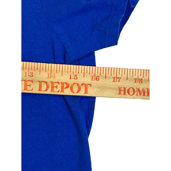 Buc-ee’s T Shirt Size S Blue Shine On Blue Graphic Tee Womens Size Small - Picture 6 of 7